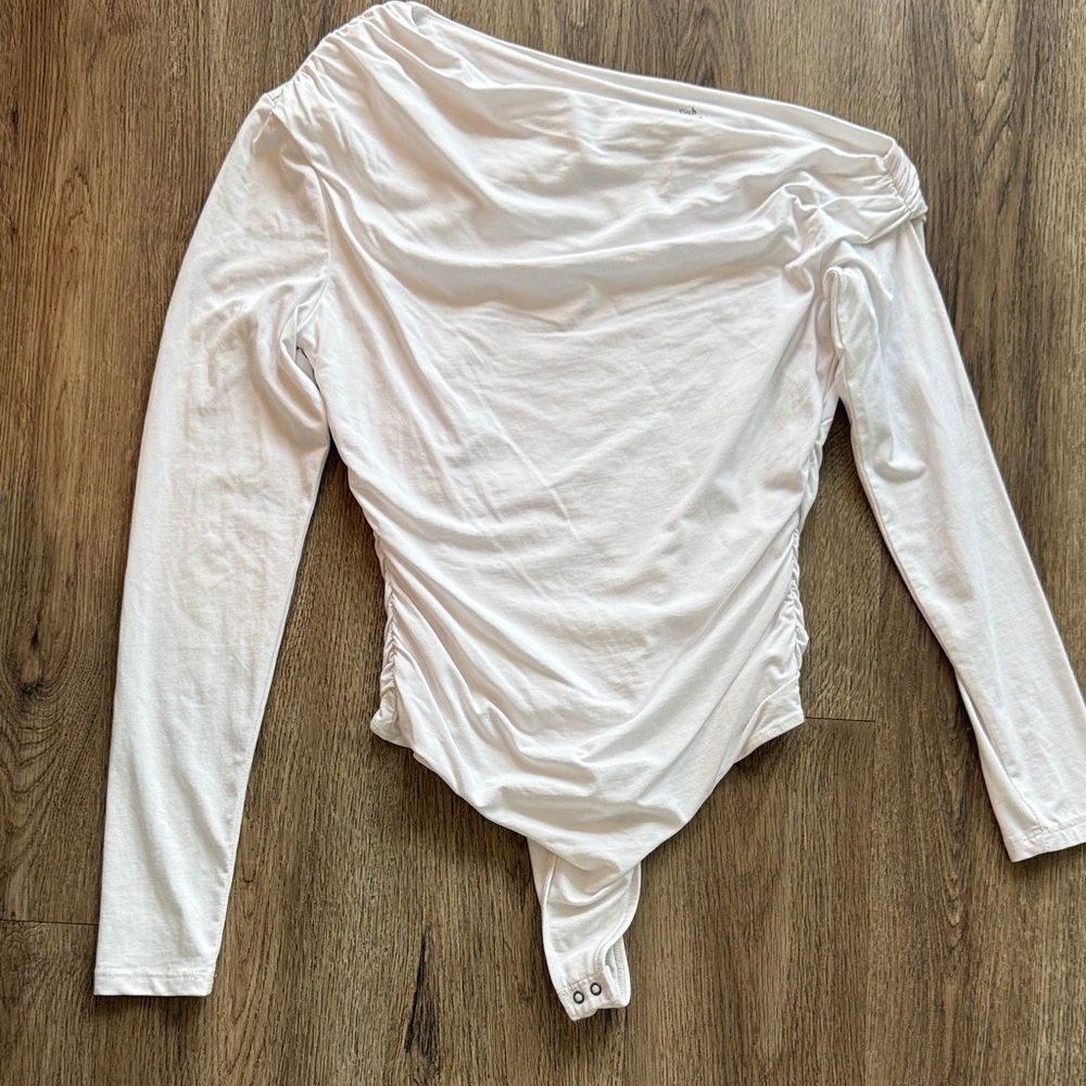 Abercrombie & Fitch White Long Sleeve One-Shoulder Bodysuit